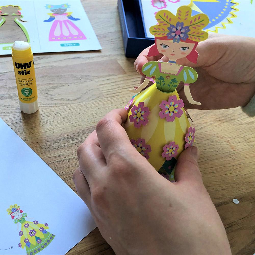 Mon Coffret D'artiste - Princesses Enchantées En Paper Art Mon Coffret D'artiste - Princesses Enchantées En Paper Art