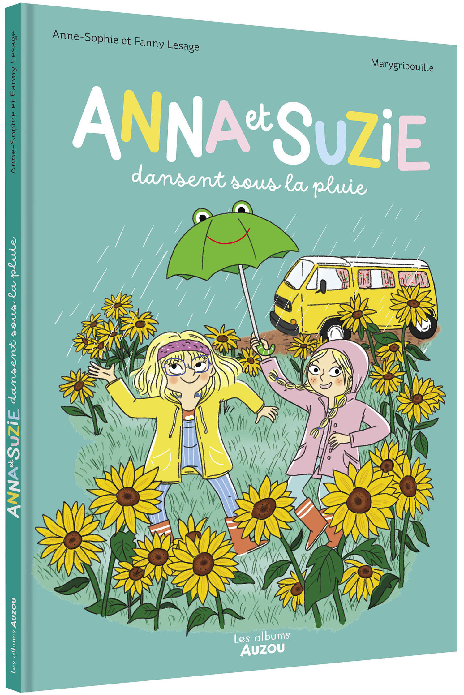 Anna Et Suzie Dansent Sous La Pluie